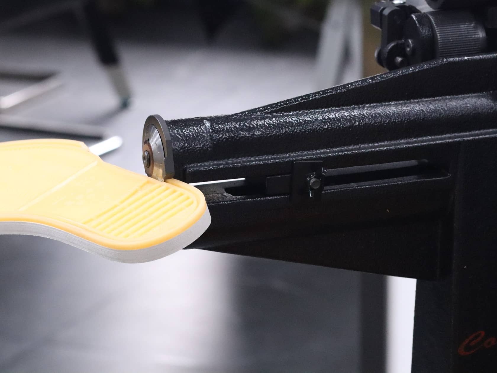 sole cutter